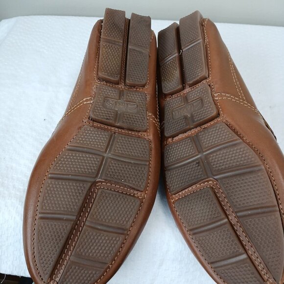 CLARKS MARKMAN SEAM DRIVING MOCASSINS MENS, SIZE 8.5, TAN - Picture 2 of 10